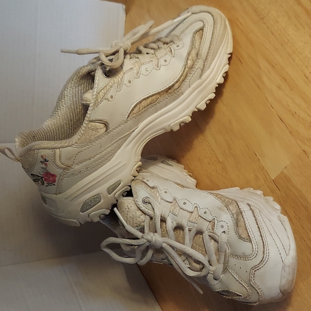 Skechers D'Lites White Bright Blossom Sneakers 6.5 Worn